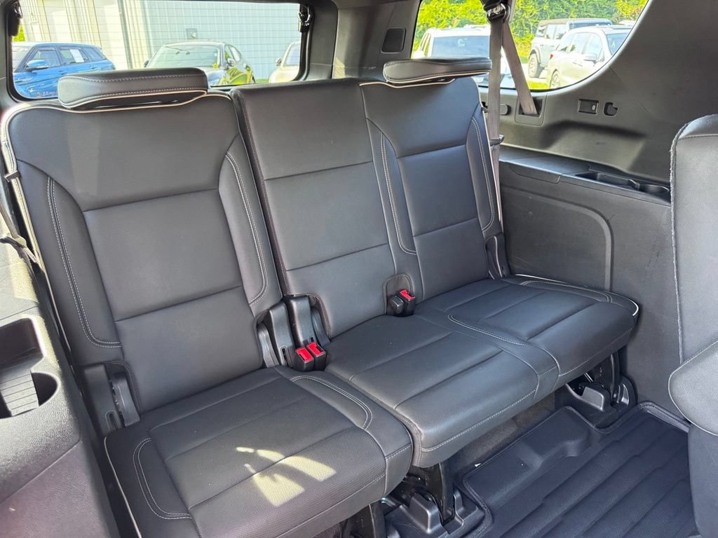 Used 2021 Chevrolet Suburban Premier AWD/4WD image 28