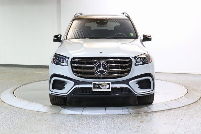 Used 2024 Mercedes-Benz GLS 580 4MATIC image 14