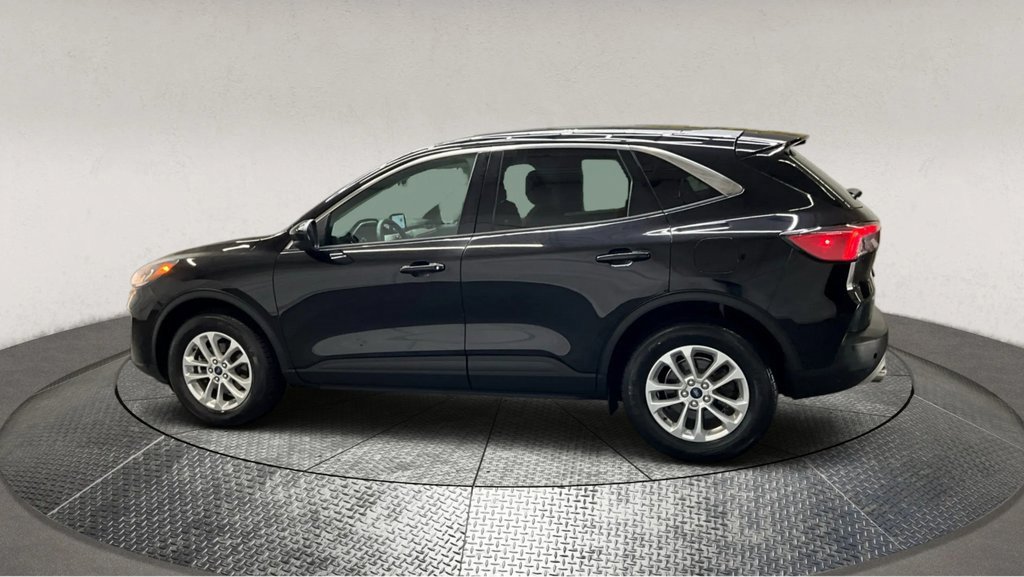 Used 2021 Ford Escape SE image 5