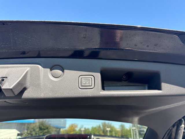Used 2024 Chevrolet Equinox LT AWD/4WD image 10