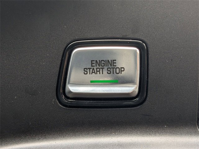 Used 2019 Chevrolet Corvette Stingray Coupe w/ Carbon Flash Badge Package image 23