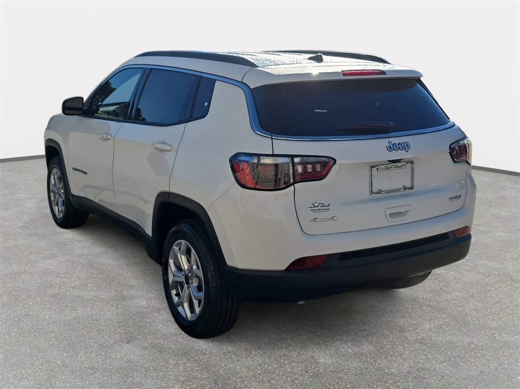New 2026 Jeep Compass Latitude image 7