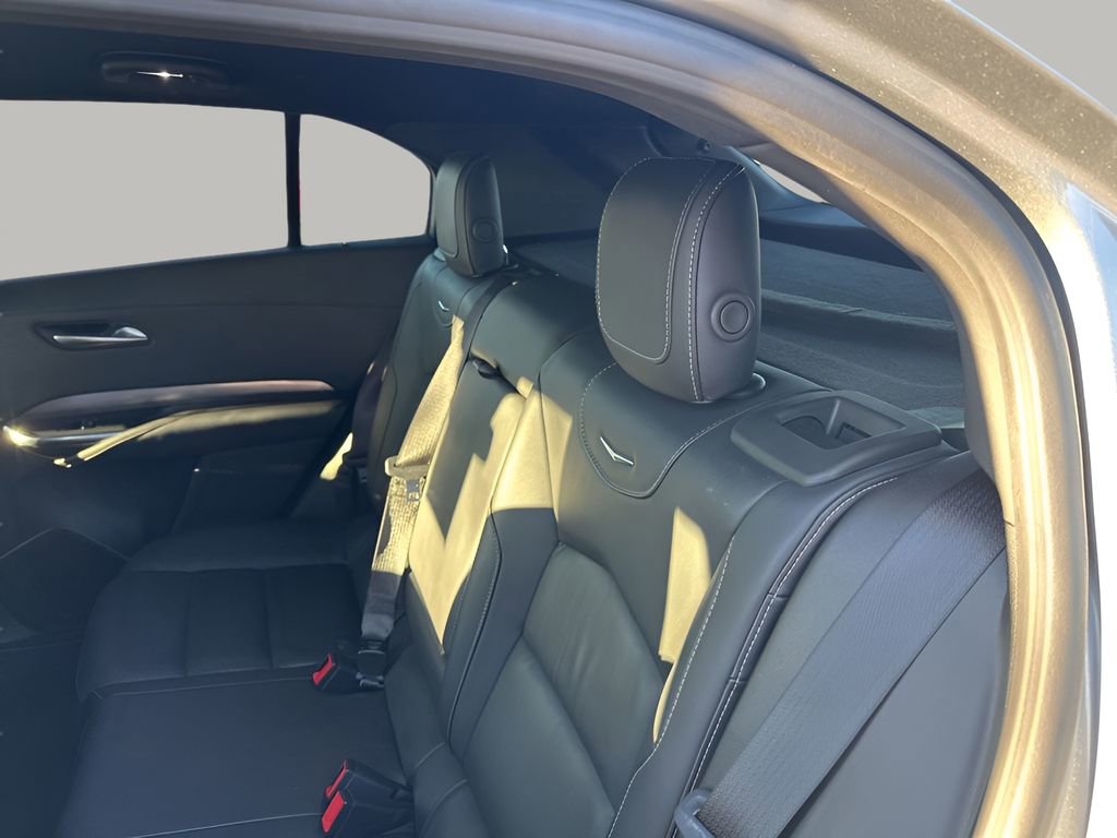 Used 2024 Cadillac XT4 Premium Luxury image 19