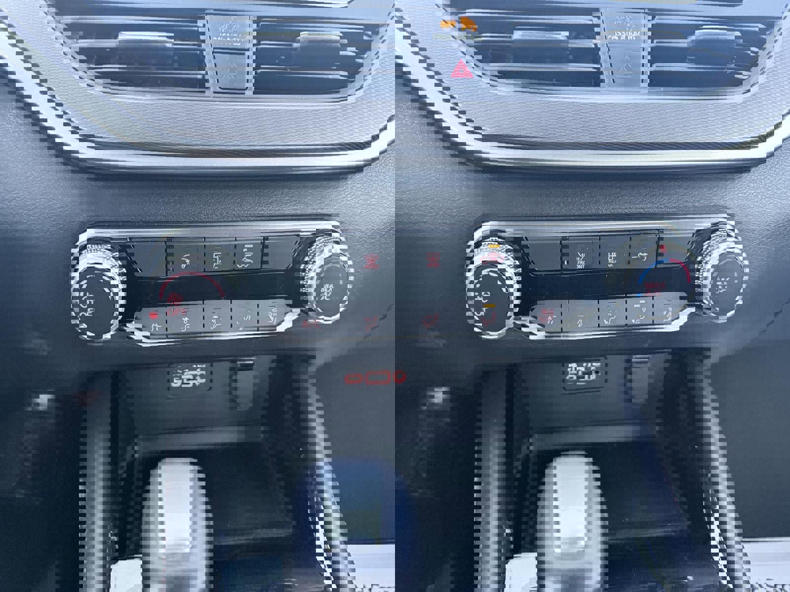 Used 2024 Nissan Altima 2.5 SR image 26