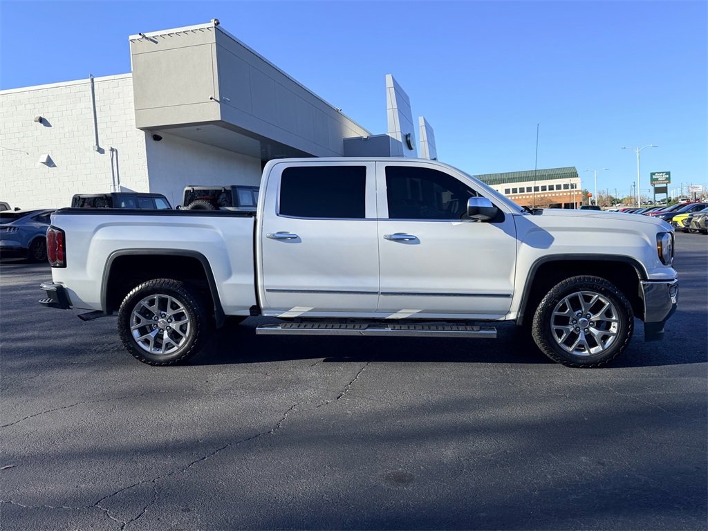 Used 2018 GMC Sierra 1500 SLT image 3