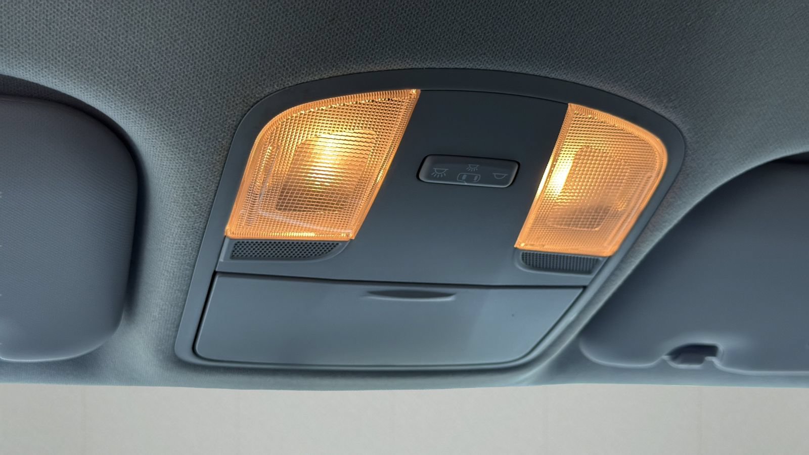 Used 2020 Hyundai Accent SE FWD image 20