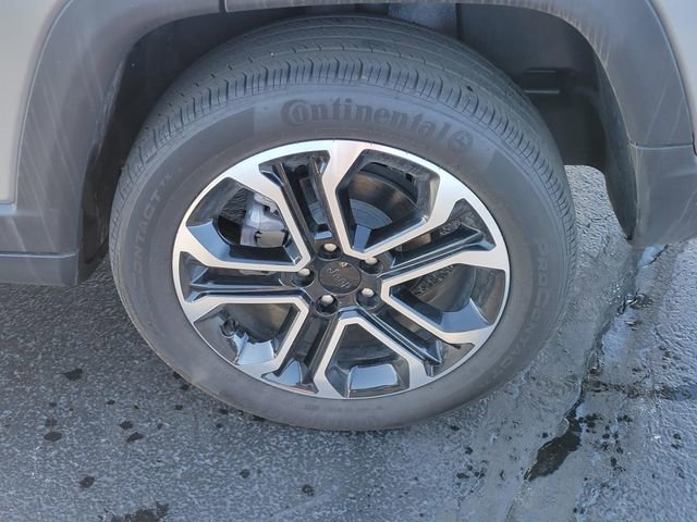 Used 2024 Jeep Compass Limited image 7