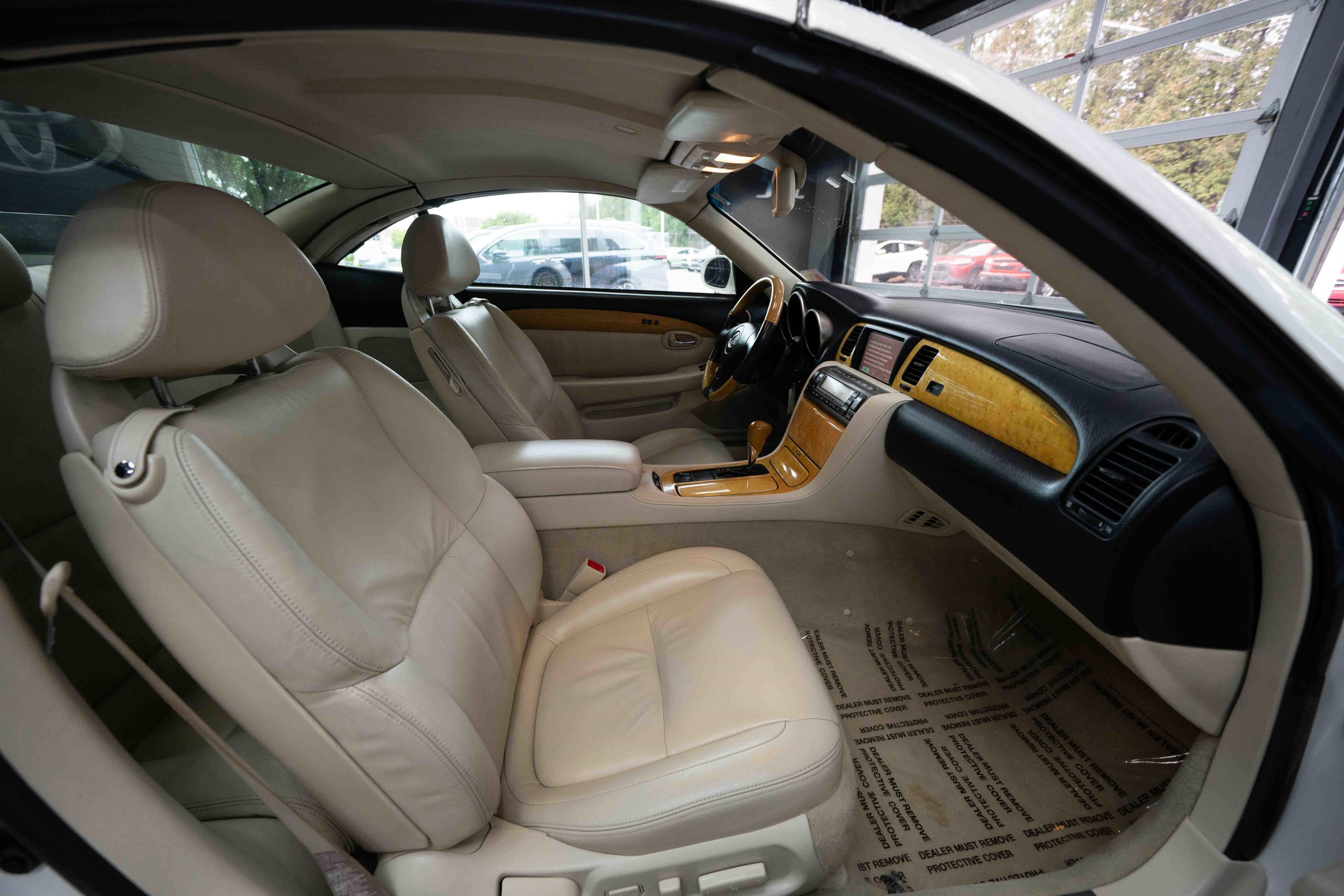 Used 2004 Lexus SC 430 Convertible image 25