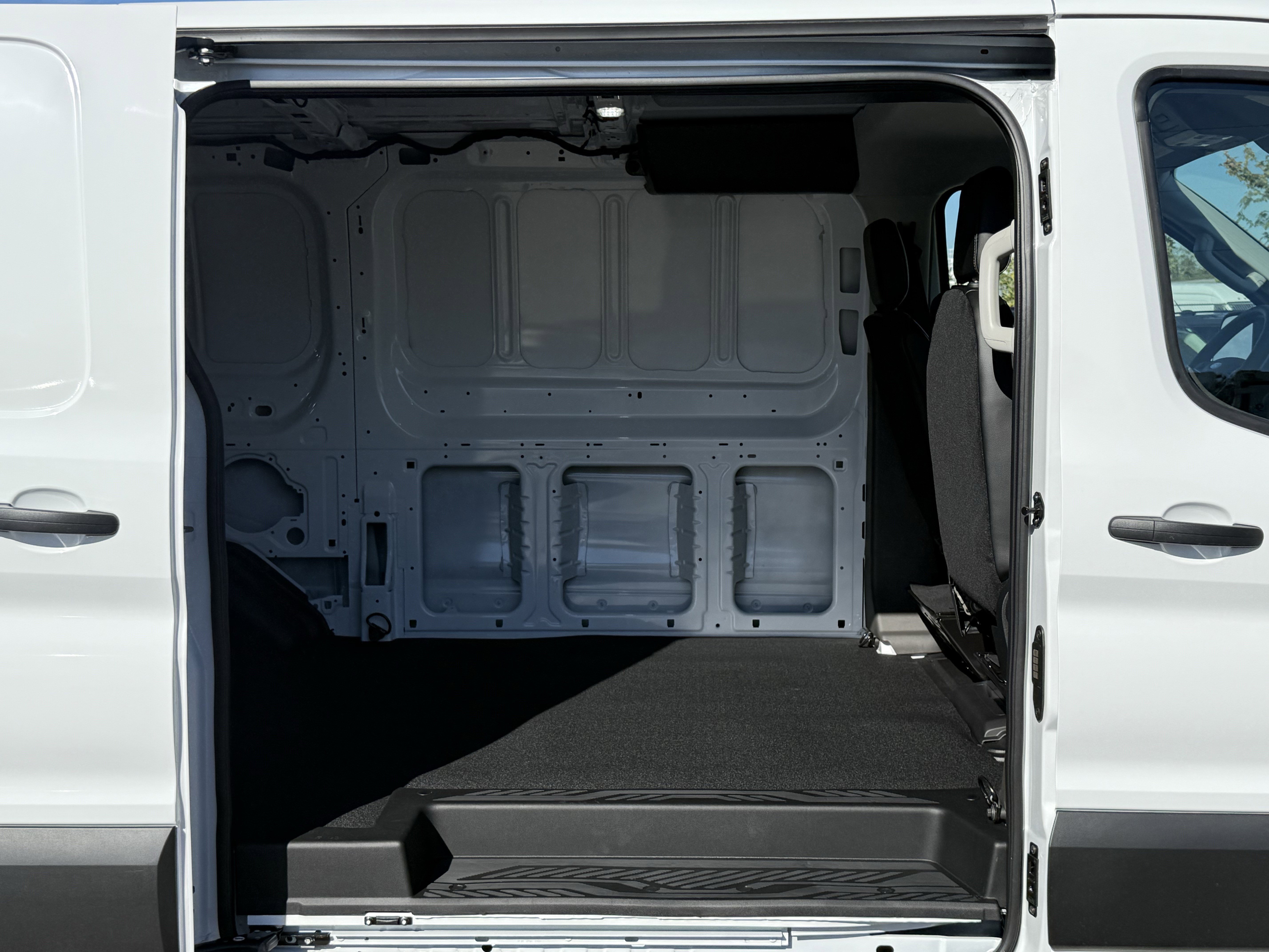 New 2026 Ford Transit 150 Low Roof RWD image 15