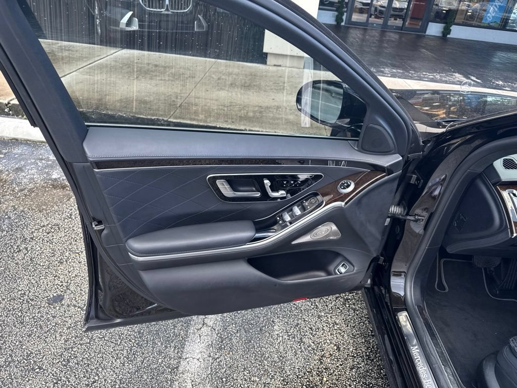 Used 2021 Mercedes-Benz S 580 4MATIC Sedan w/ Warmth & Comfort Package image 42