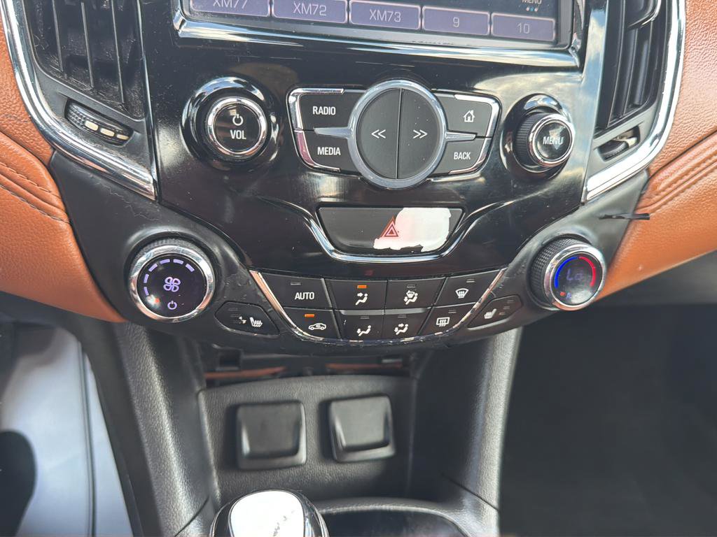 Used 2017 Chevrolet Cruze Premier image 26