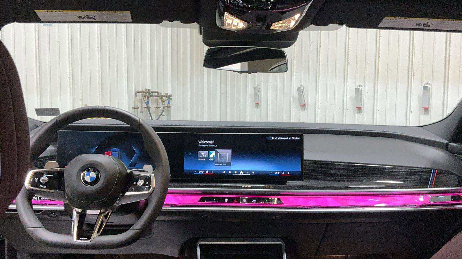 Used 2025 BMW 740i xDrive 740i xDrive image 21