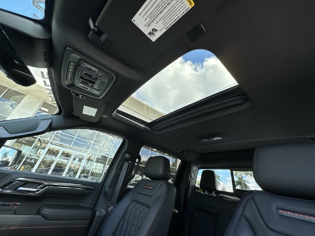 Certified 2022 GMC Sierra 1500 AT4 w/ AT4 Premium Package AWD/4WD image 30