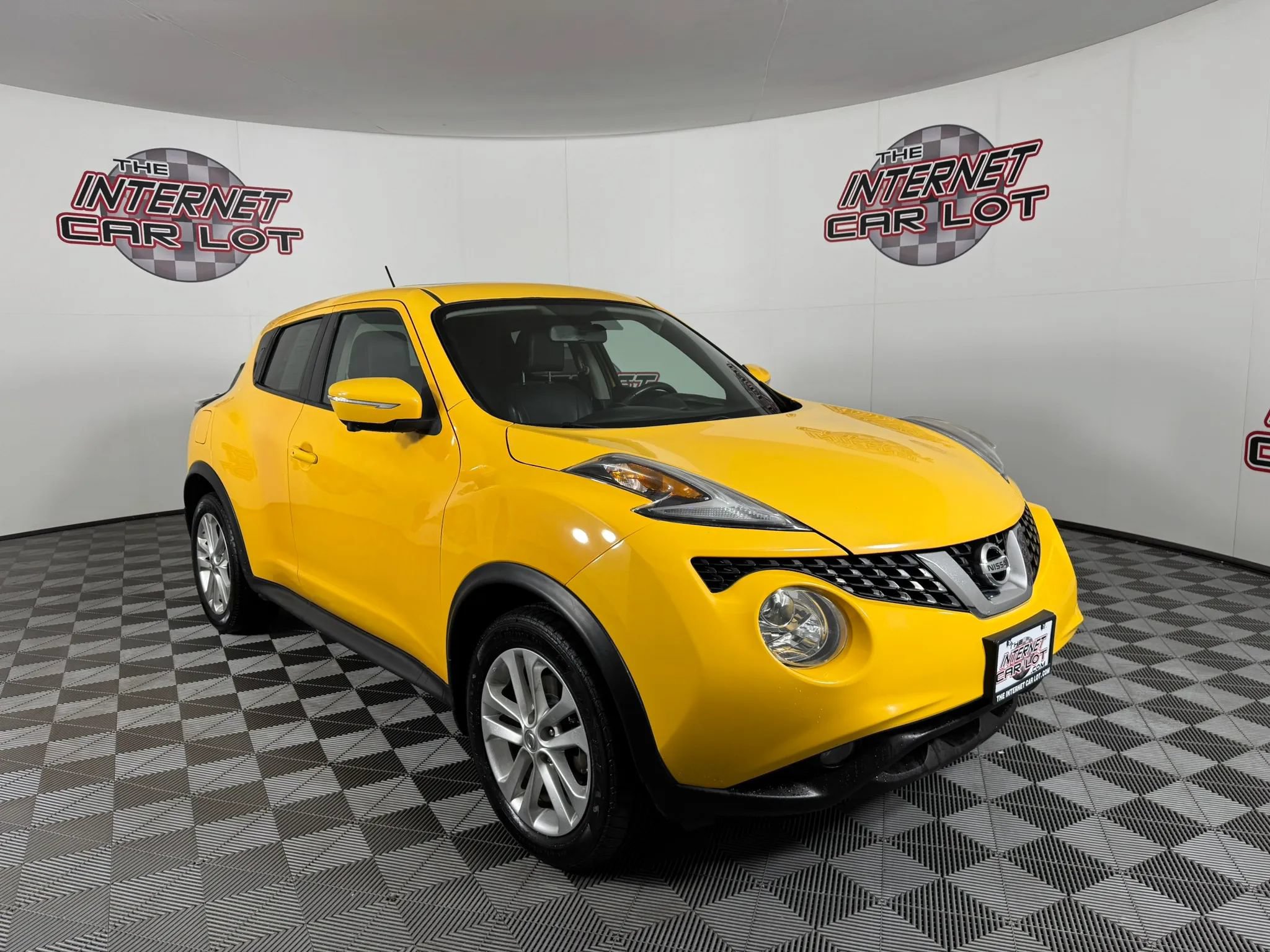 Used 2016 Nissan Juke SL FWD image 9