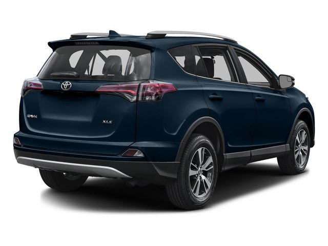 Used 2017 Toyota RAV4 XLE AWD/4WD image 2