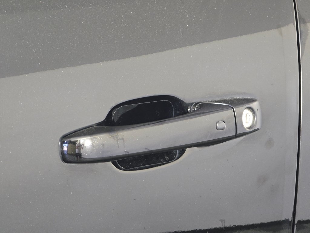 Used 2023 Dodge Durango GT AWD/4WD image 12