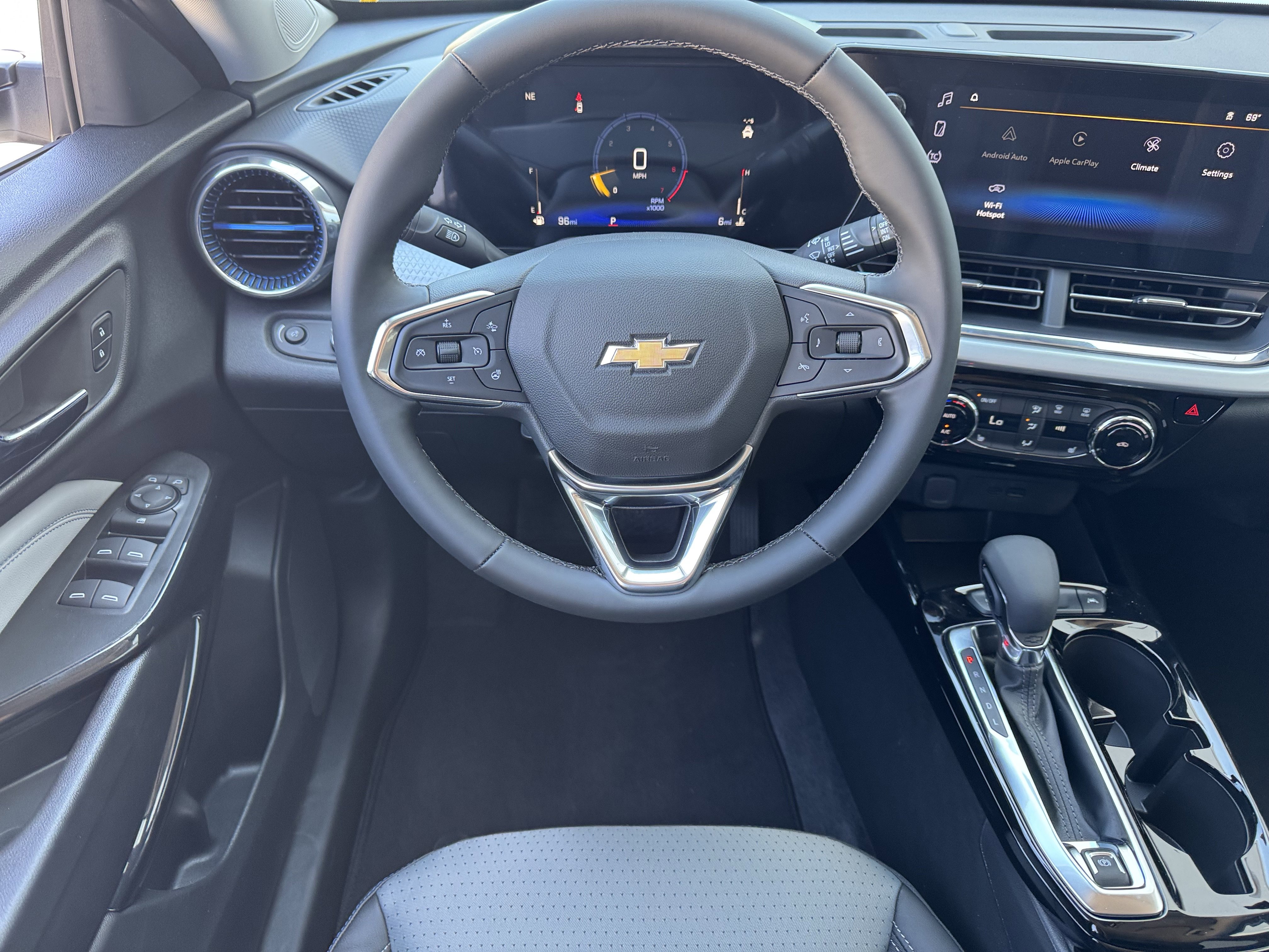 New 2026 Chevrolet Trax LT FWD image 18