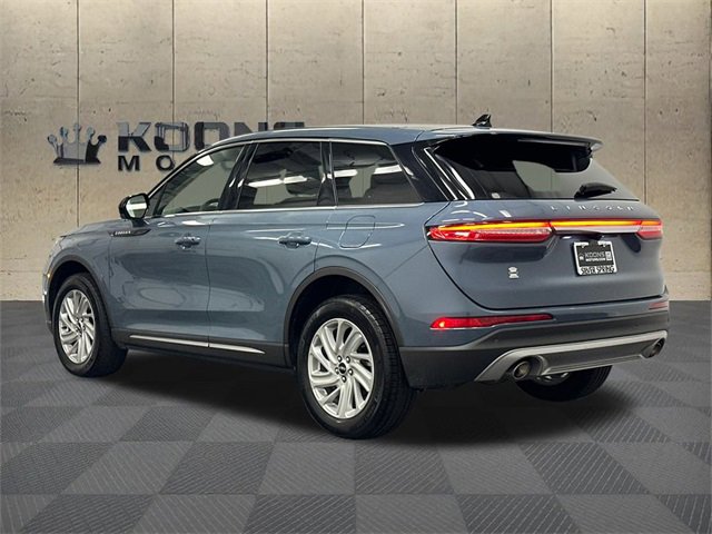 Used 2023 Lincoln Corsair AWD image 6