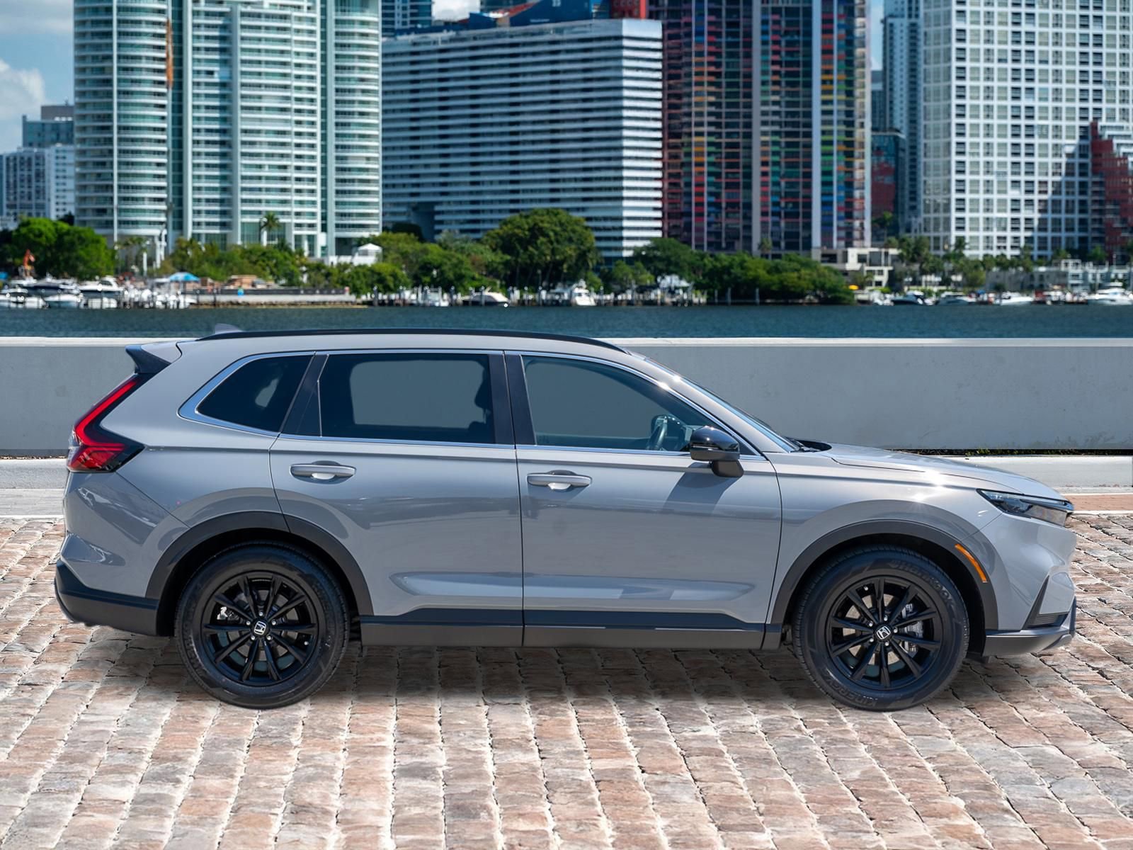 Certified 2025 Honda CR-V Sport image 4