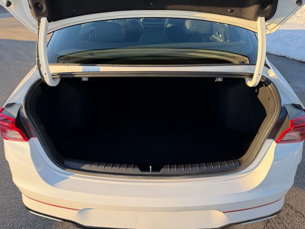 Used 2023 Kia K5 GT-Line image 17