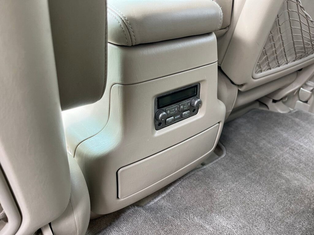 Used 2006 Toyota Land Cruiser image 42