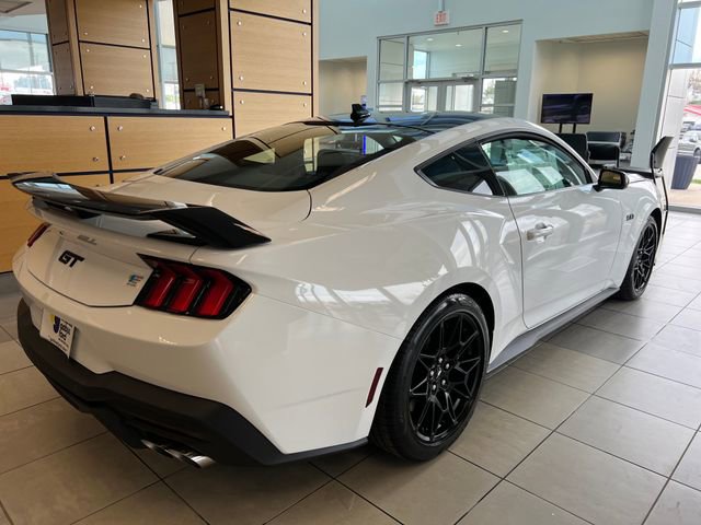 New 2026 Ford Mustang GT RWD image 5
