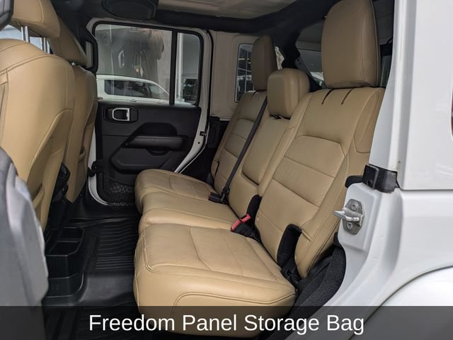 Used 2018 Jeep Wrangler Unlimited Sahara w/ Cold Weather Group AWD/4WD image 14