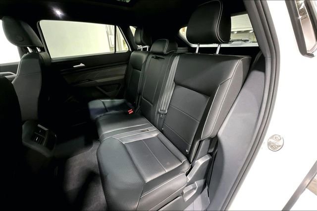 Used 2021 Volkswagen Atlas Cross Sport SE w/ Panoramic Sunroof Package FWD image 27