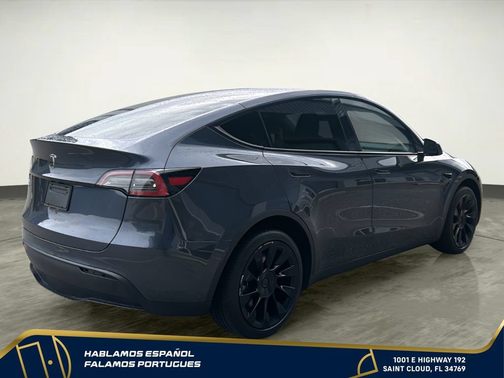 Used 2024 Tesla Model Y Long Range AWD/4WD image 6