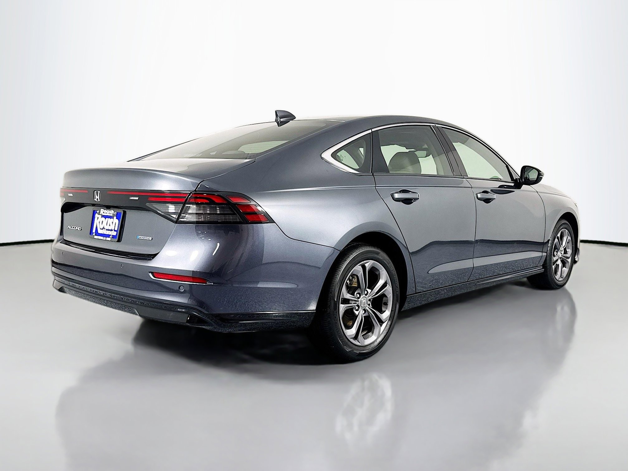 Certified 2024 Honda Accord EX-L image 5