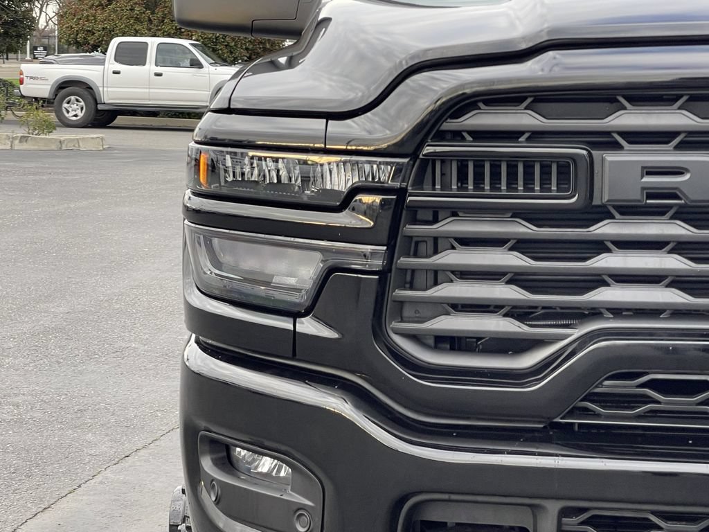 New 2026 RAM 3500 Big Horn AWD/4WD image 2