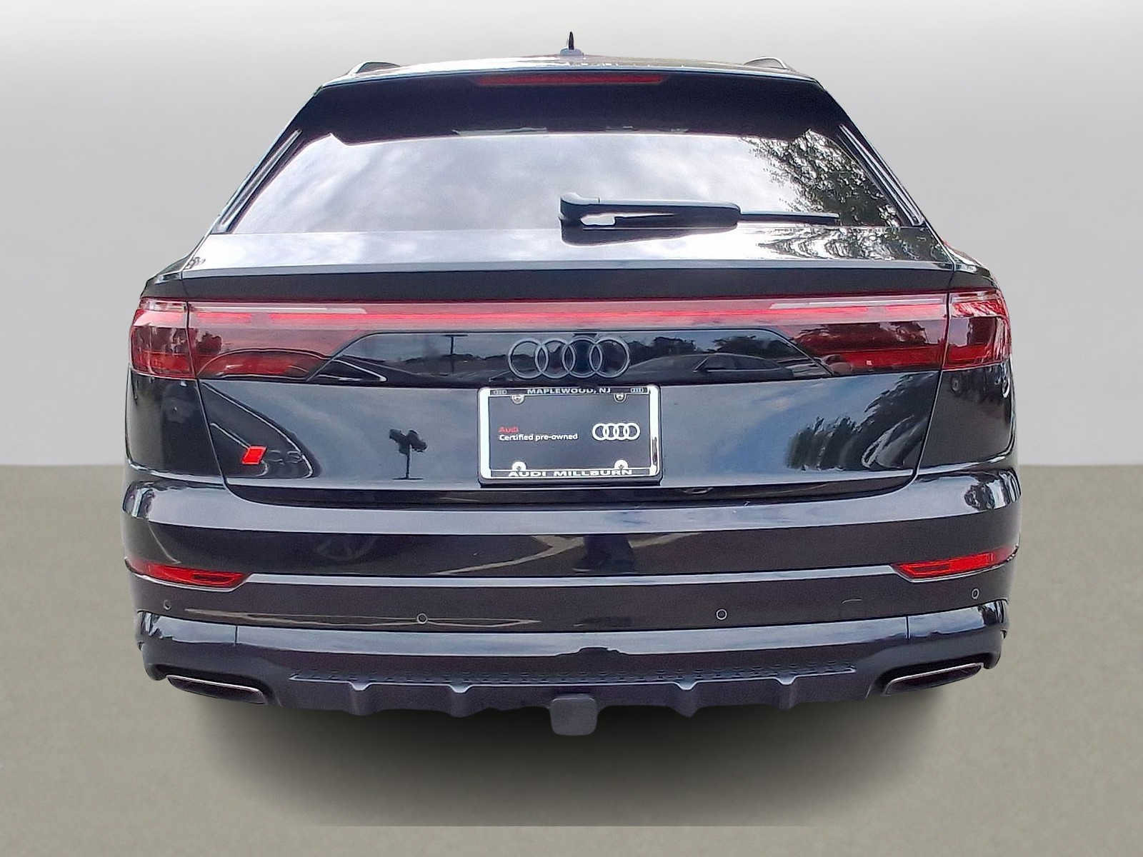 Certified 2024 Audi Q8 Premium Plus AWD/4WD image 29