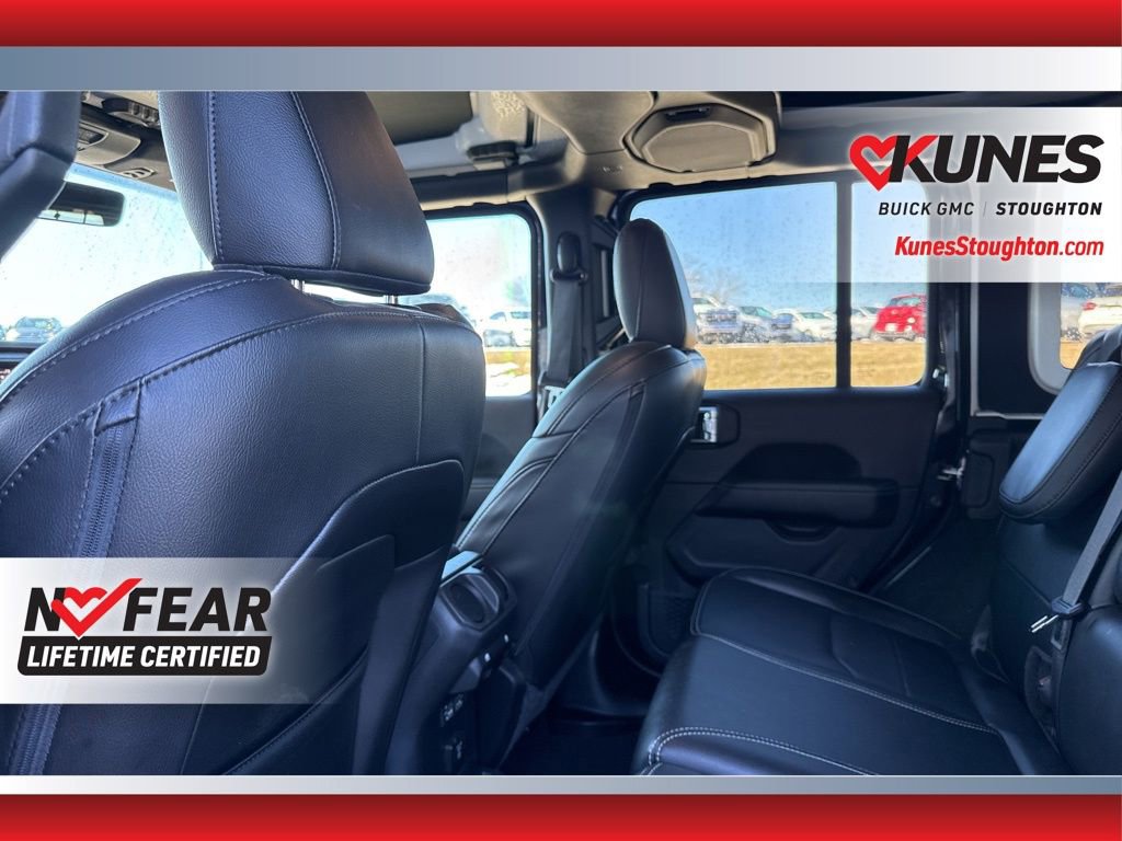 Used 2023 Jeep Wrangler Unlimited Sahara w/ Cold Weather Group image 38