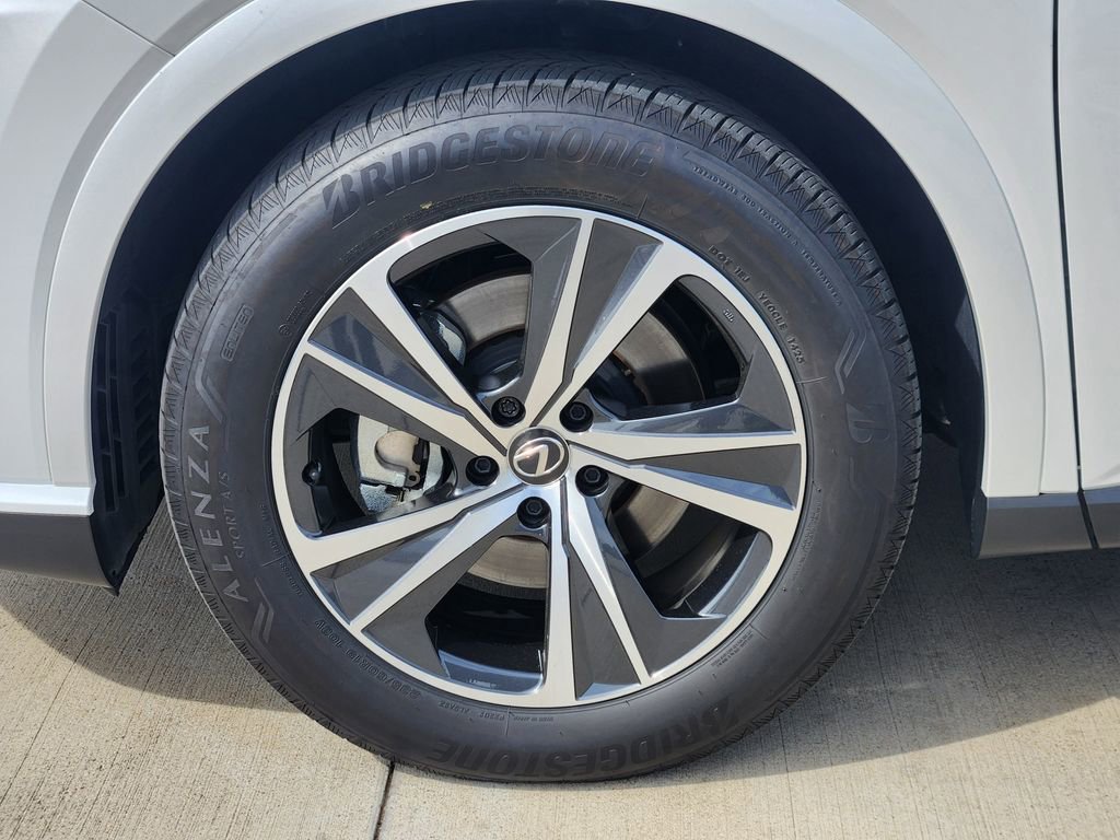 Used 2025 Lexus RX 350 Premium w/ Accessory Package (Z1) image 10