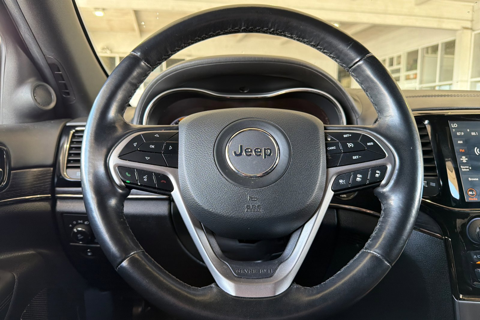 Used 2020 Jeep Grand Cherokee High Altitude AWD/4WD image 24