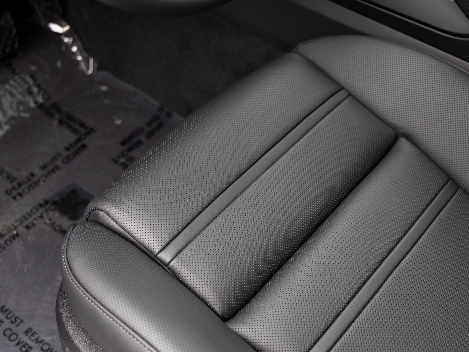 New 2026 Porsche Cayenne Coupe image 26