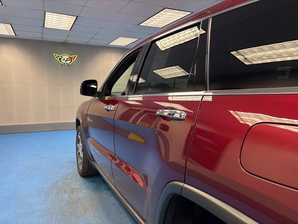 Used 2019 Jeep Grand Cherokee Limited AWD/4WD image 20