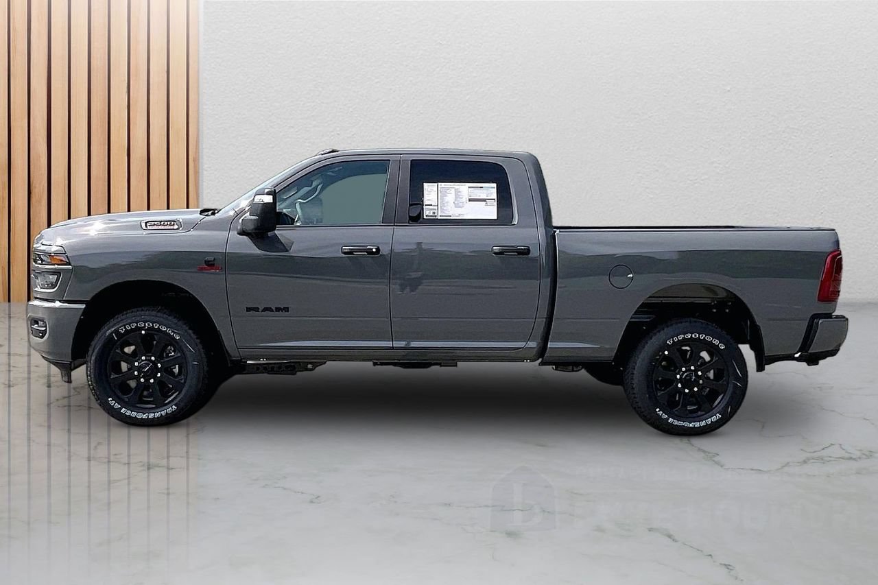 New 2026 RAM 2500 Big Horn AWD/4WD image 6