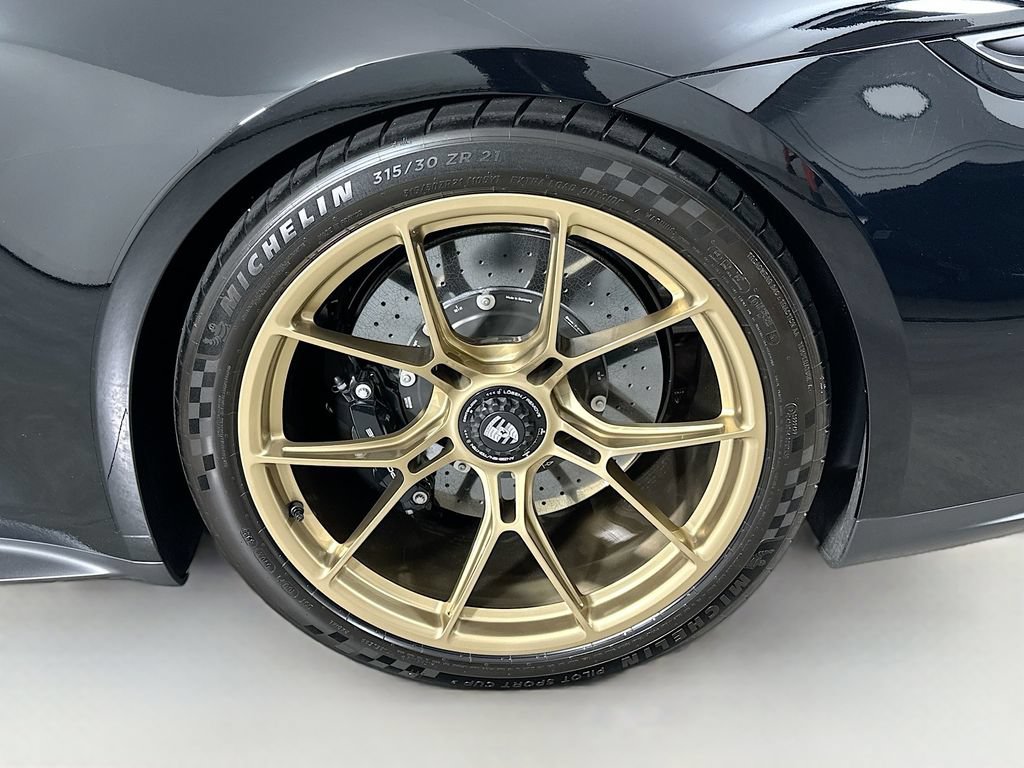 Certified 2026 Porsche 911 Targa 4 RWD image 32