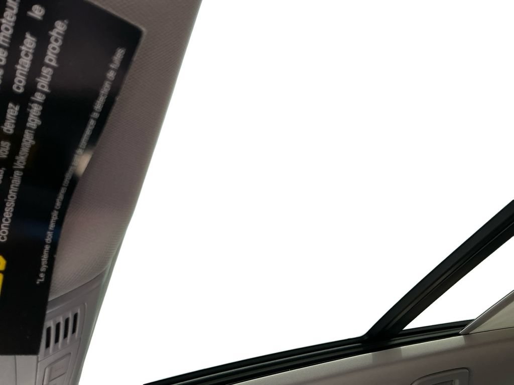 New 2026 Volkswagen Taos SE FWD image 23