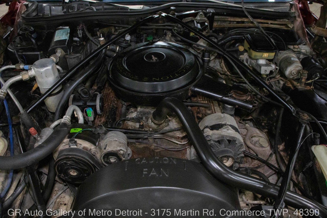 Used 1990 Cadillac Brougham image 19