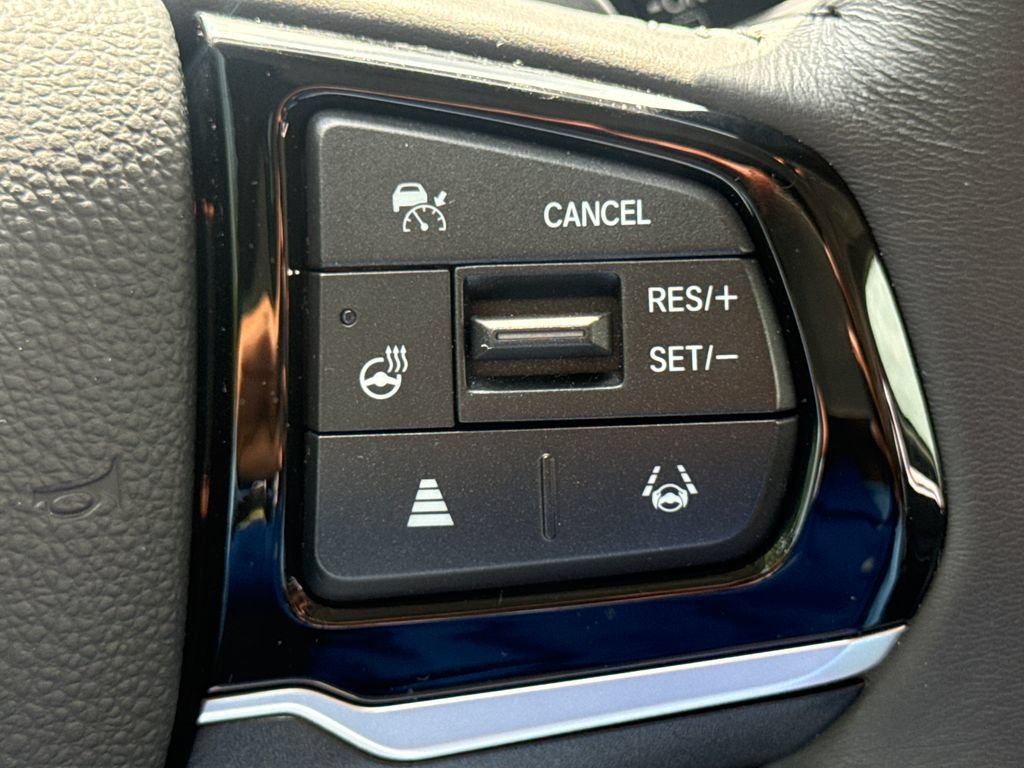 Used 2025 Honda Odyssey Elite image 29