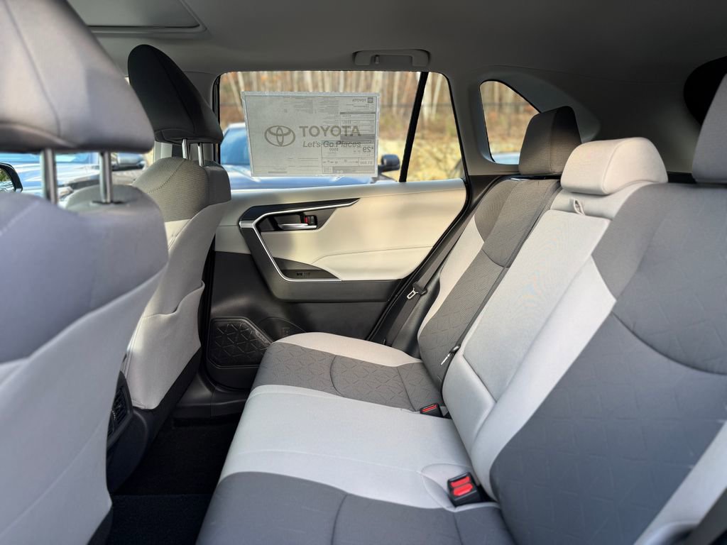 New 2025 Toyota RAV4 XLE w/ Convenience Package image 6