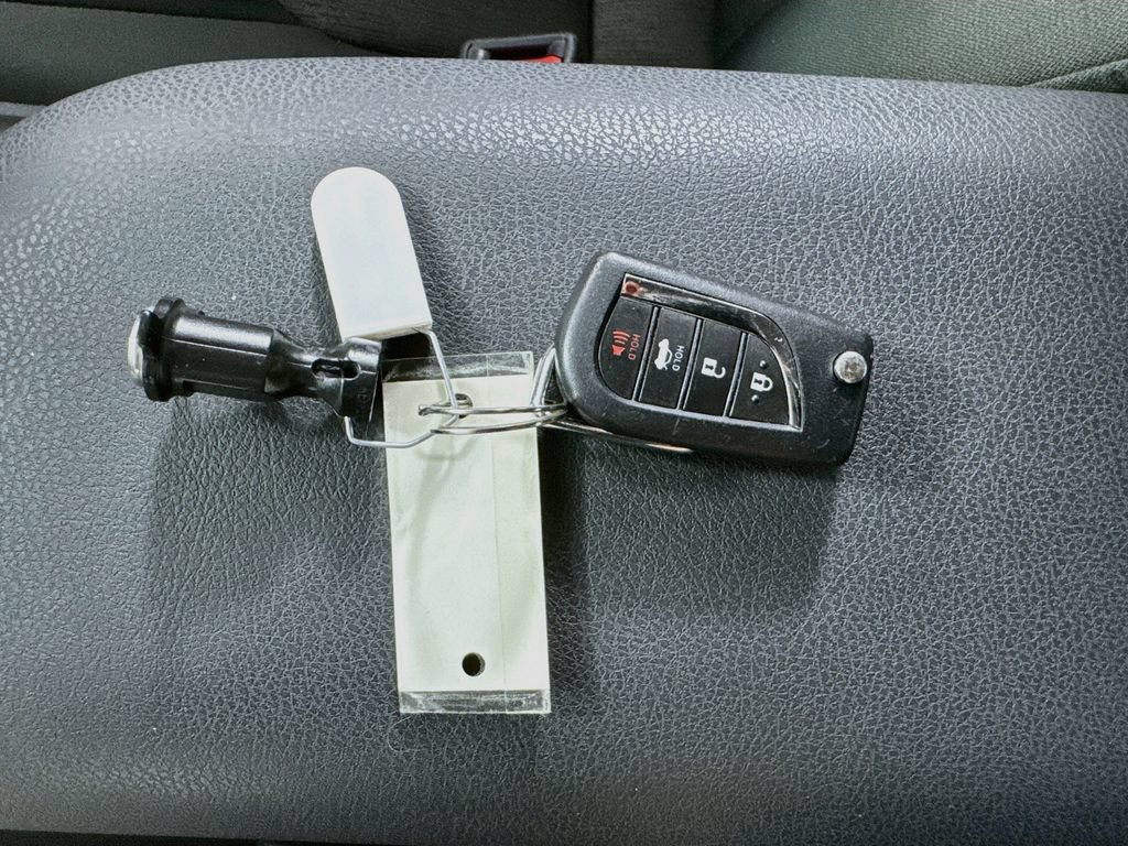 Used 2023 Toyota Camry LE FWD image 24