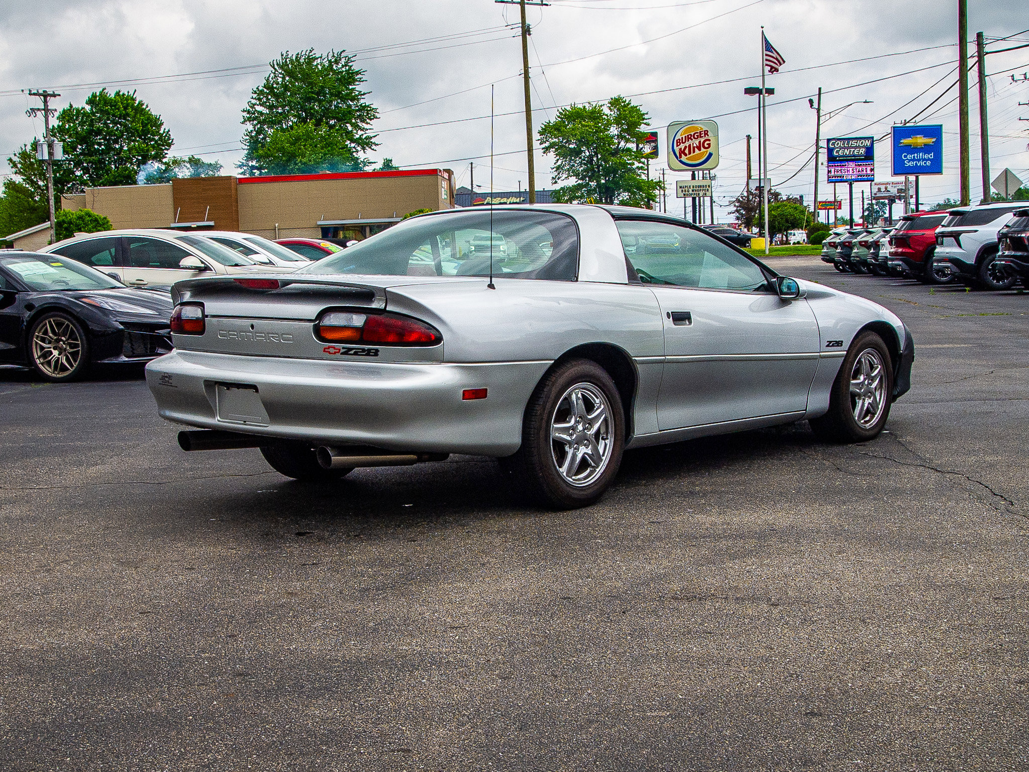 Used 1997 Chevrolet Camaro Z28 w/ Preferred Equipment Group 2 RWD image 7
