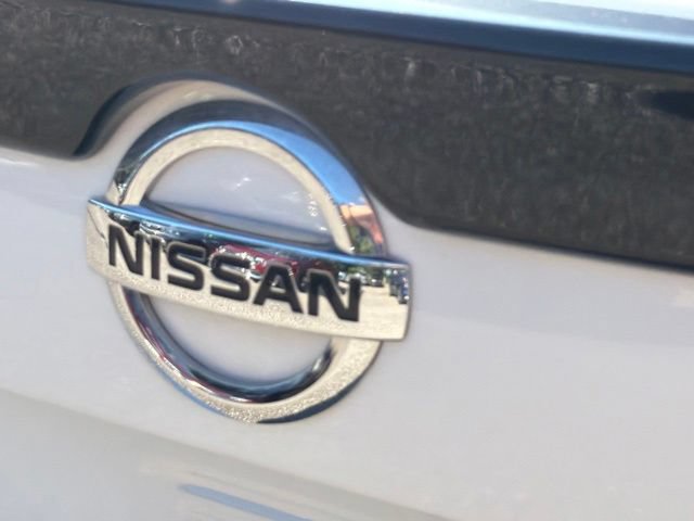 Used 2023 Nissan Sentra SR w/ Midnight Edition Package FWD image 13