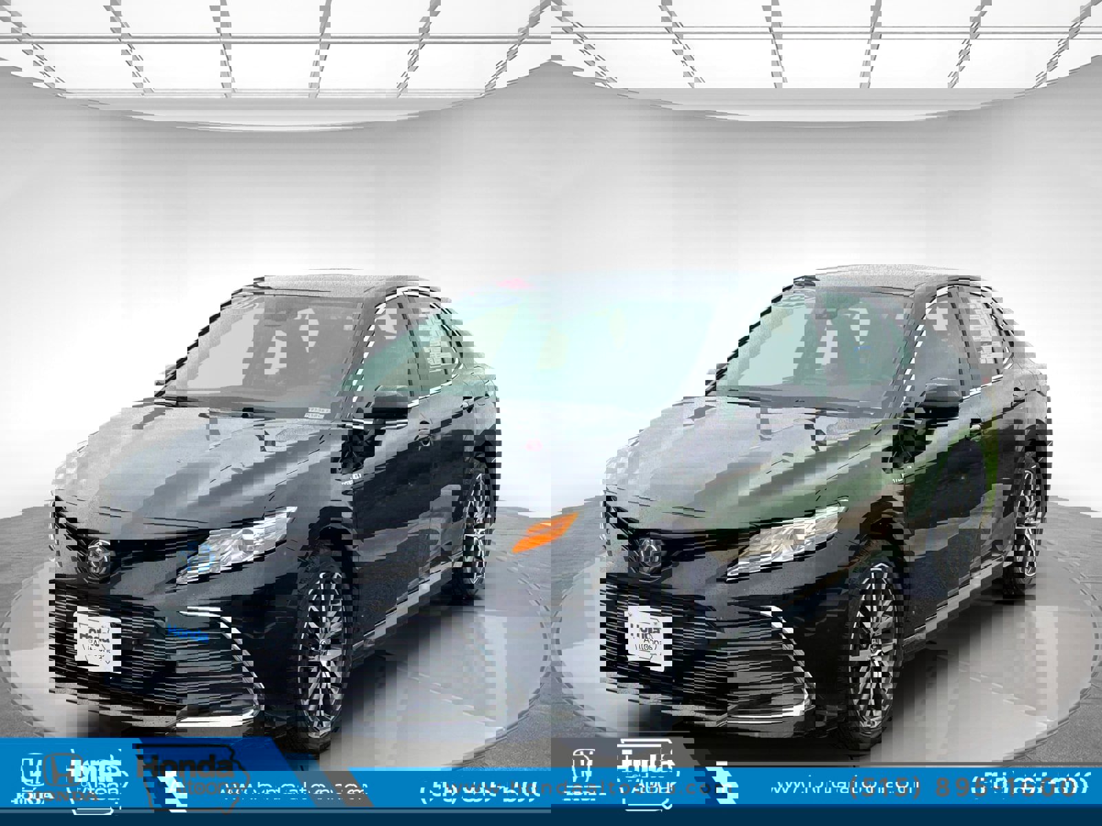 Used 2021 Toyota Camry XLE