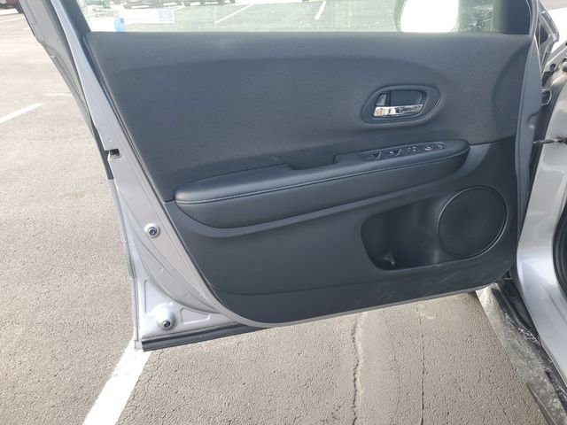 Used 2019 Honda HR-V Sport image 36