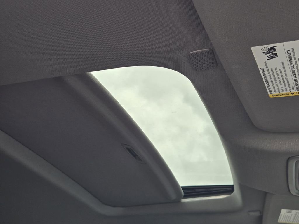 Used 2023 GMC Sierra 1500 Denali AWD/4WD image 10