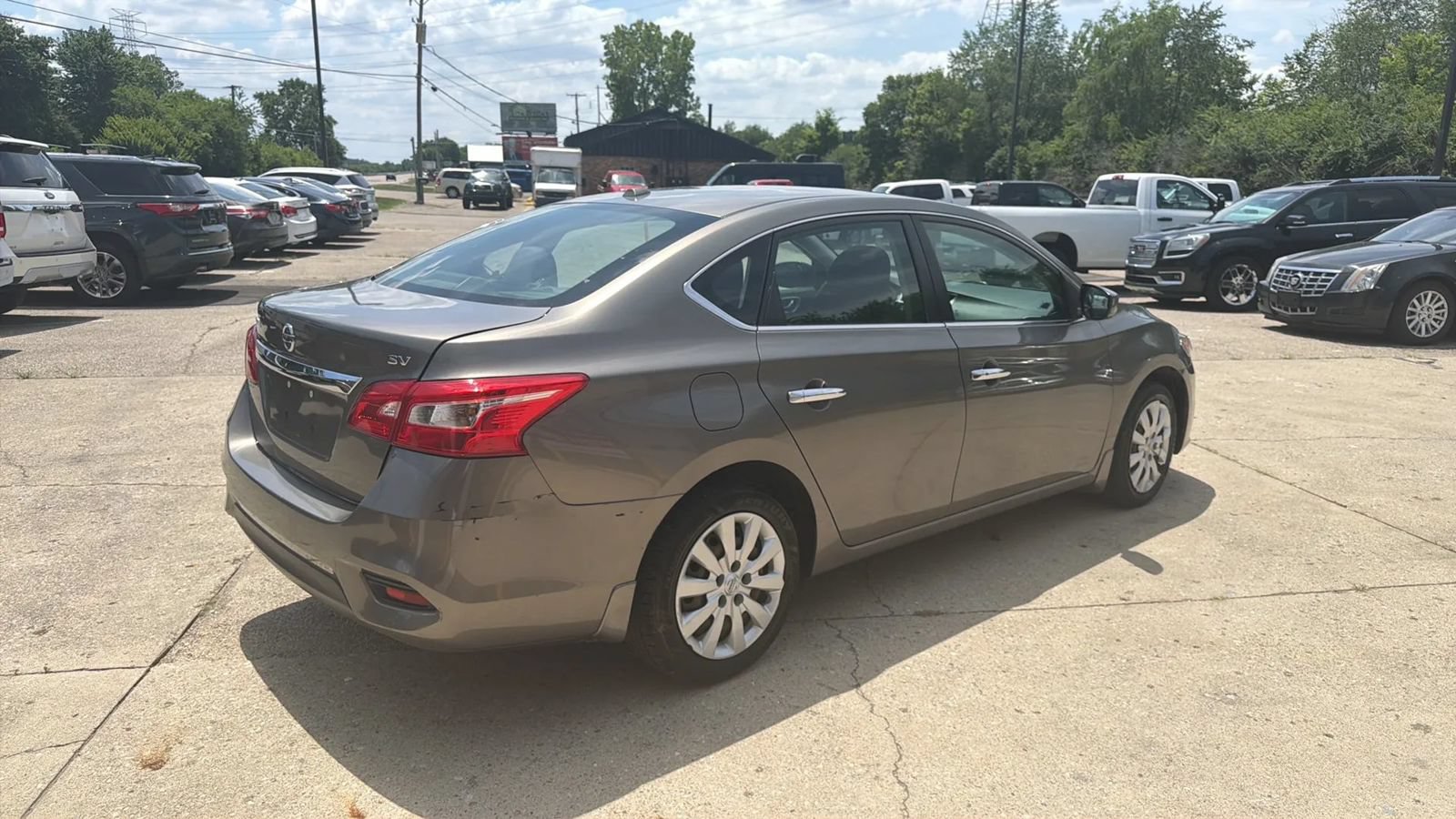 Used 2017 Nissan Sentra SV FWD image 5